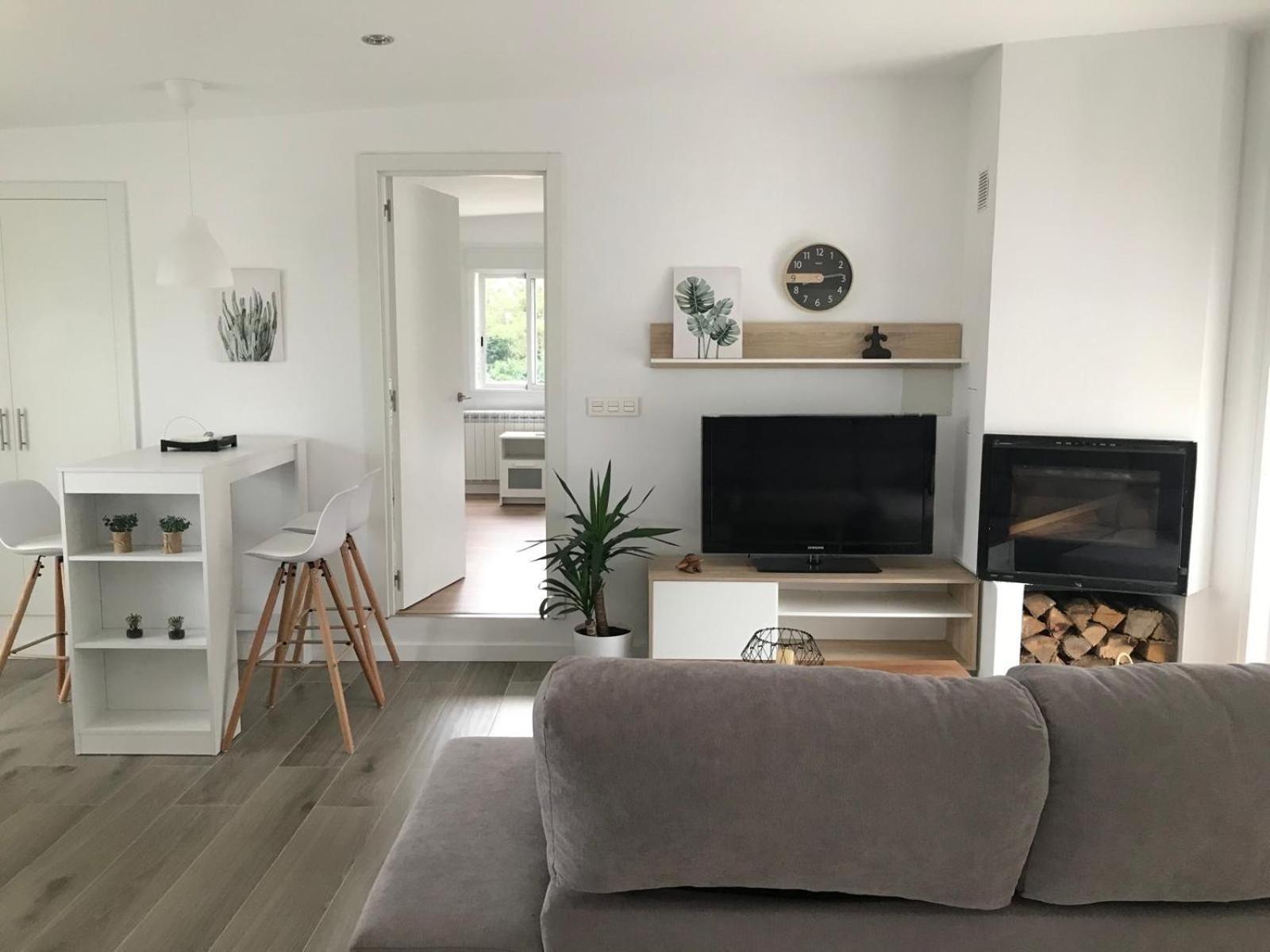 Hébergement de vacances Casa Vanguardista En El Campo Cerca De Santiago *